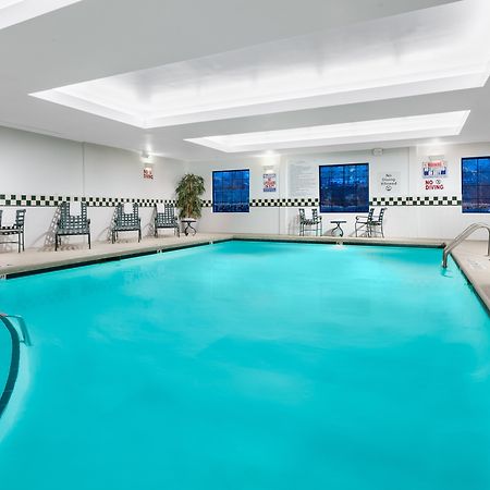 Holiday Inn & Suites Raleigh Cary By Ihg Экстерьер фото