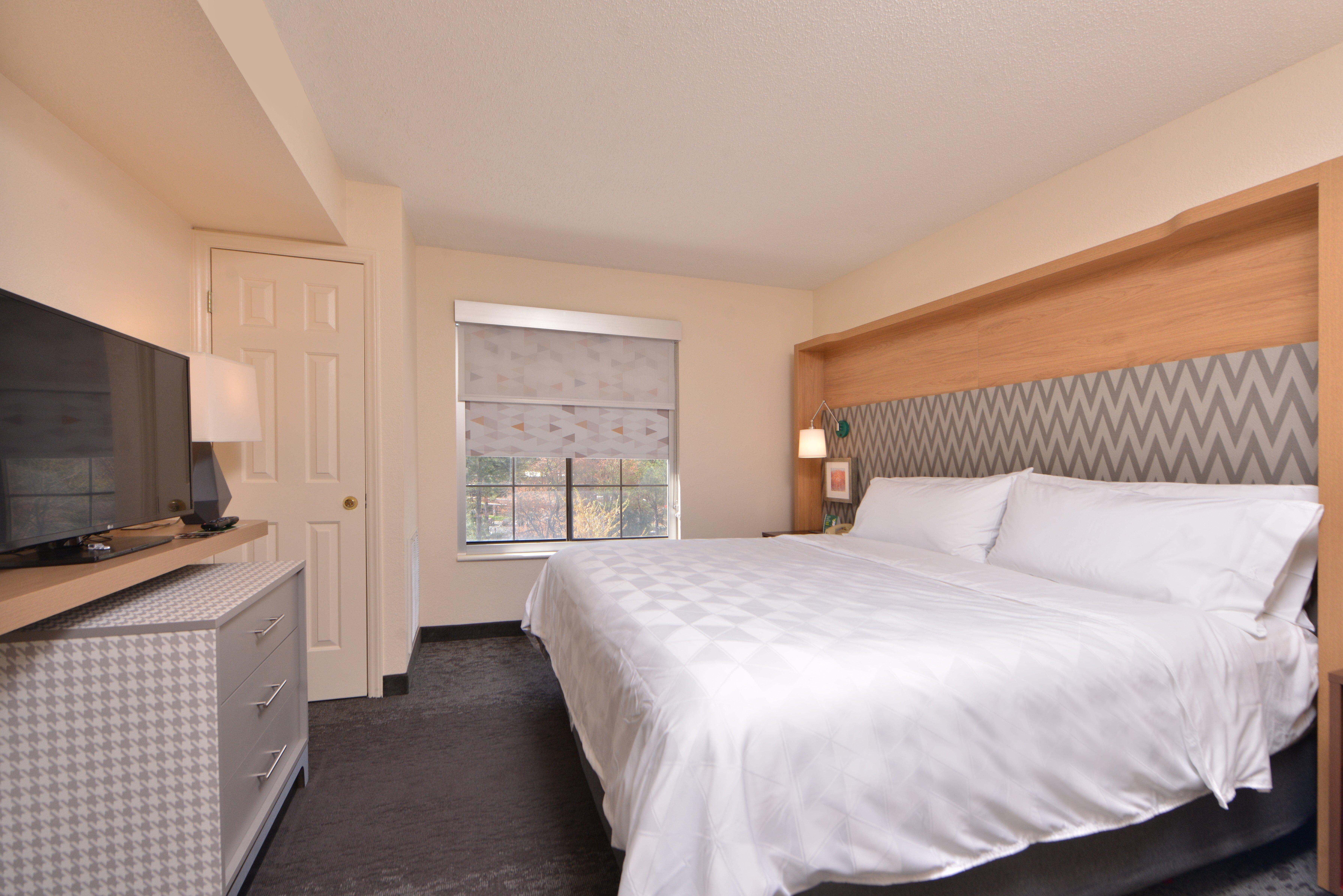 Holiday Inn & Suites Raleigh Cary By Ihg Экстерьер фото