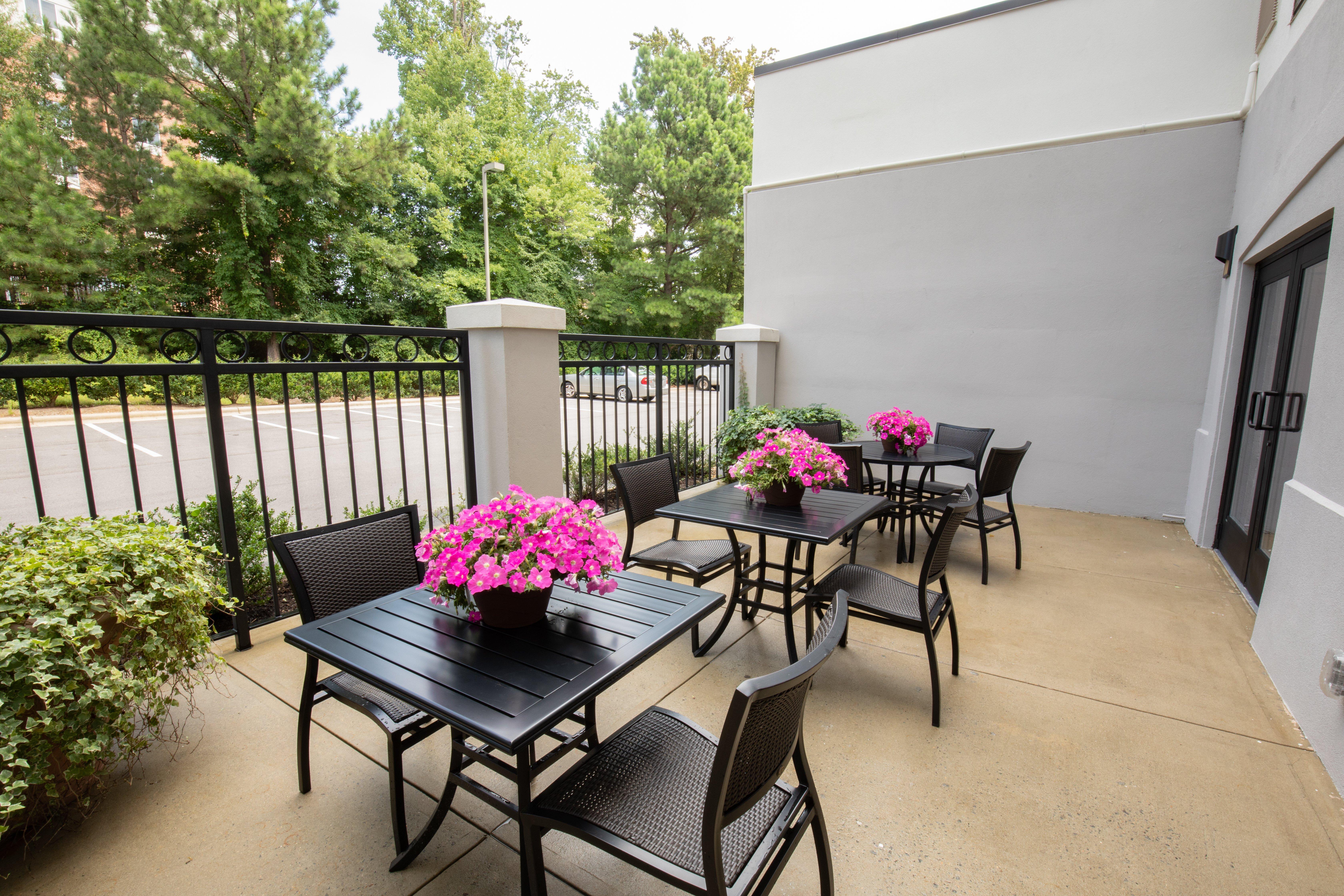 Holiday Inn & Suites Raleigh Cary By Ihg Экстерьер фото