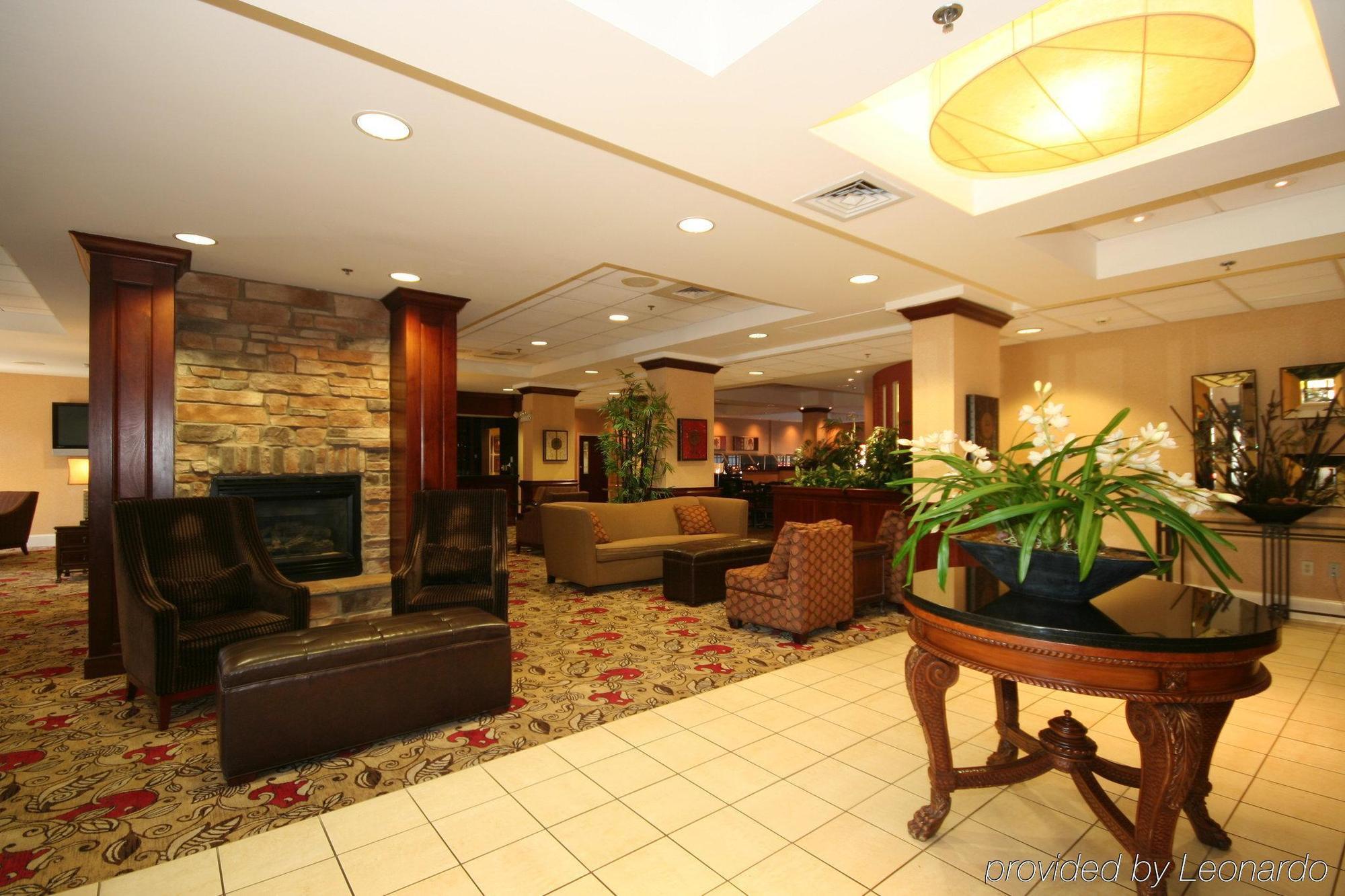 Holiday Inn & Suites Raleigh Cary By Ihg Интерьер фото