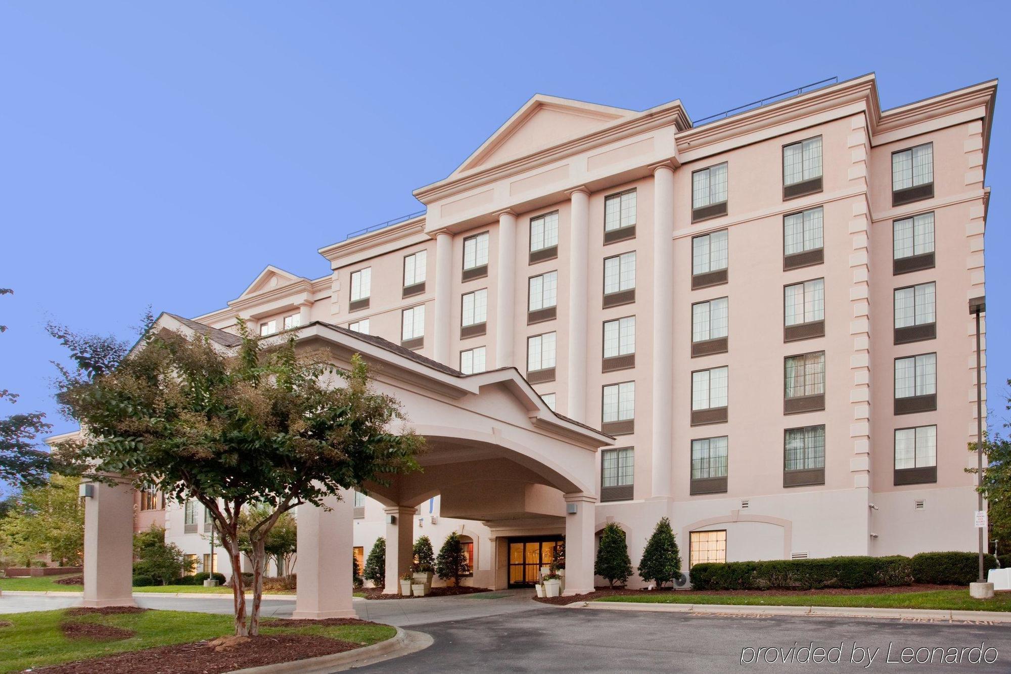 Holiday Inn & Suites Raleigh Cary By Ihg Экстерьер фото