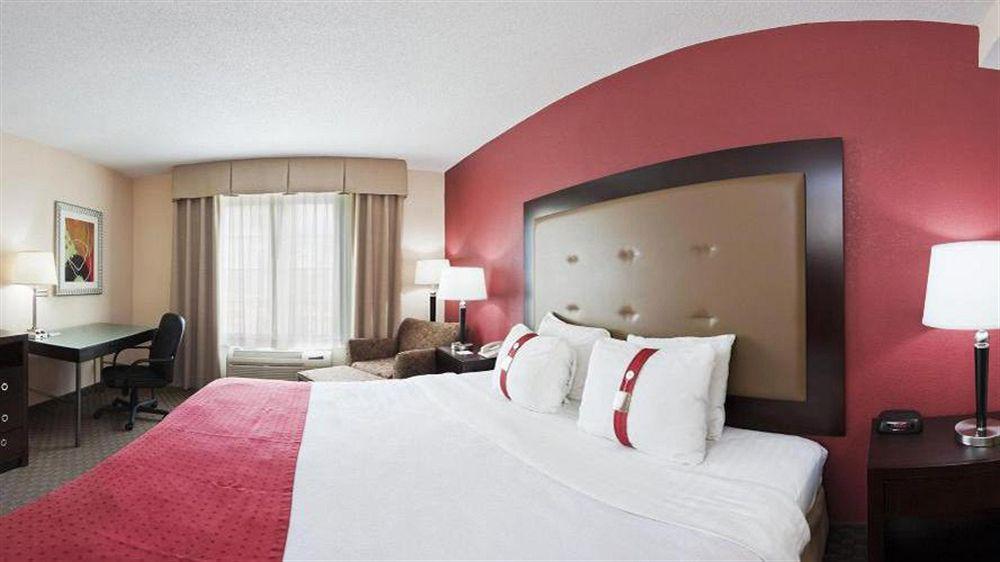 Holiday Inn & Suites Raleigh Cary By Ihg Экстерьер фото